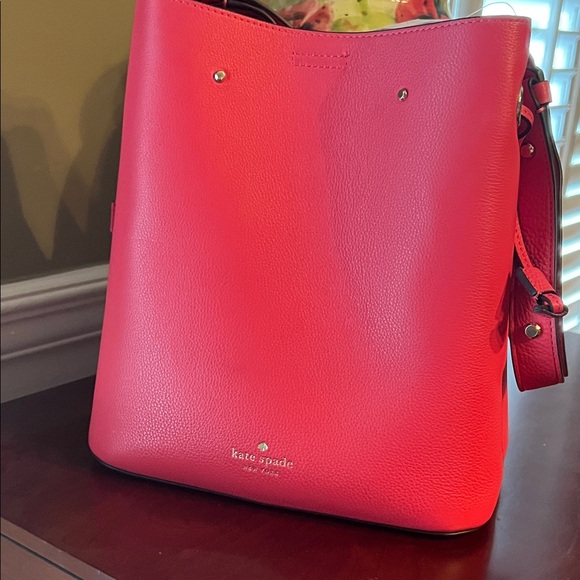 Kate Spade Marti Large bucket bag in watermelon - Picture 9 of 15